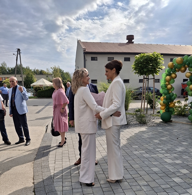 Gratulacje inwestycji starosta głubczycki i dyrektor SDOO